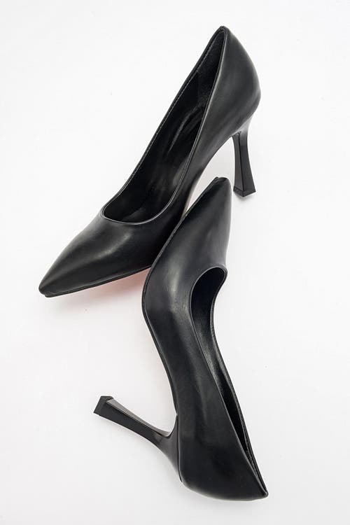 Prologue Shoes Forest Pointed Toe Pump