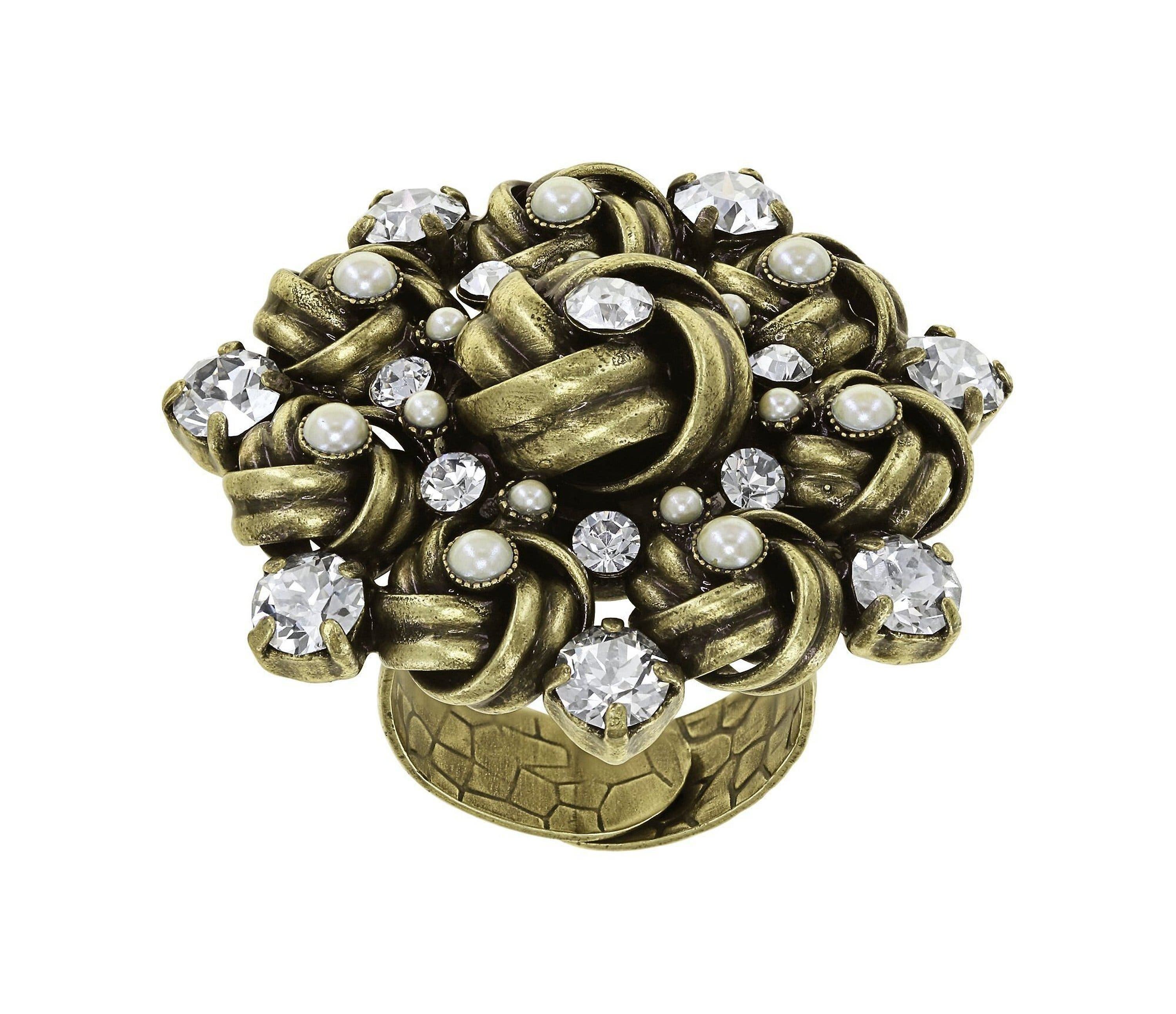 selected White / Antique Brass