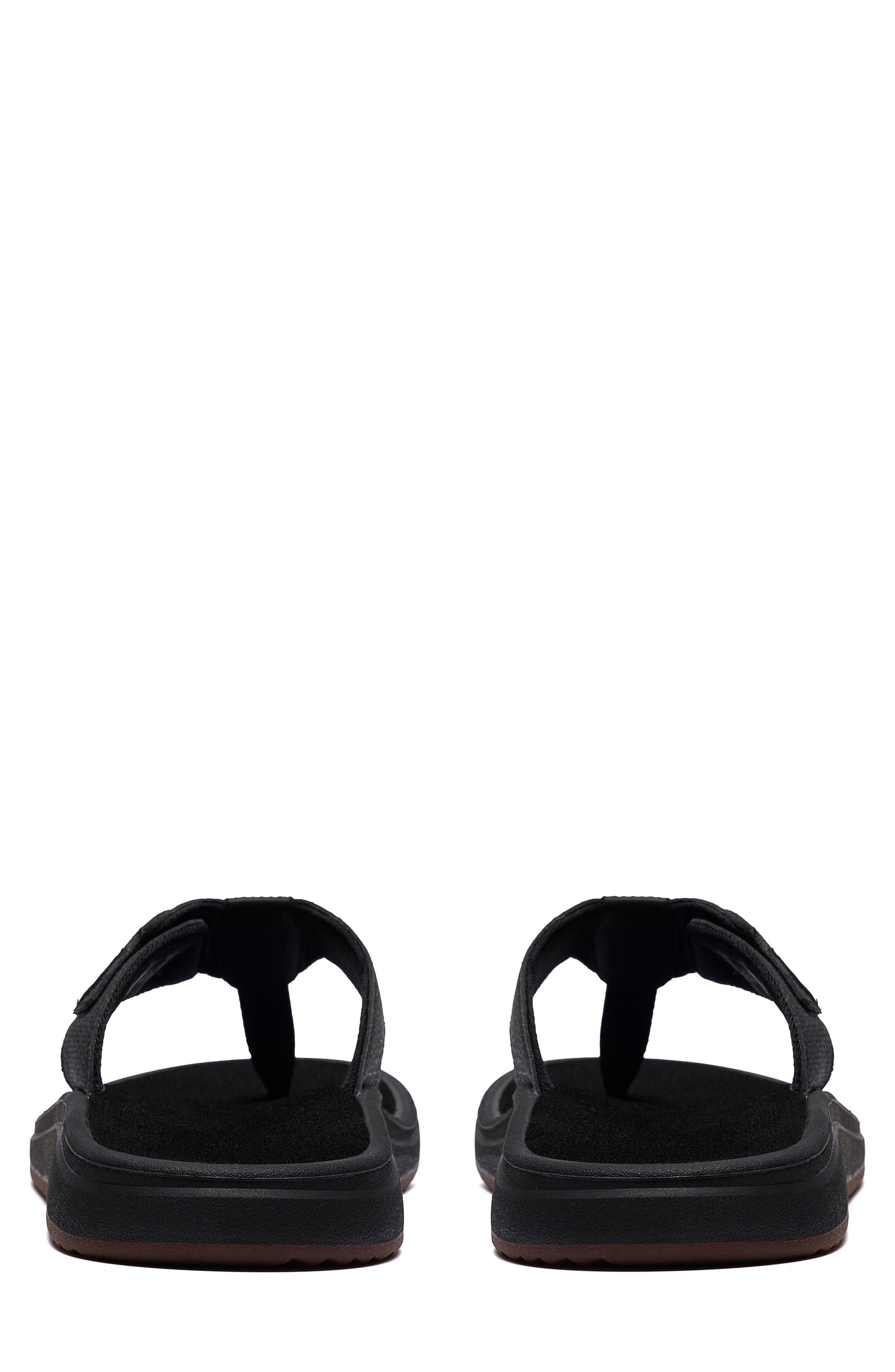 Clarks<sup>®</sup> Breeze Sandal, Alternate, color, Black