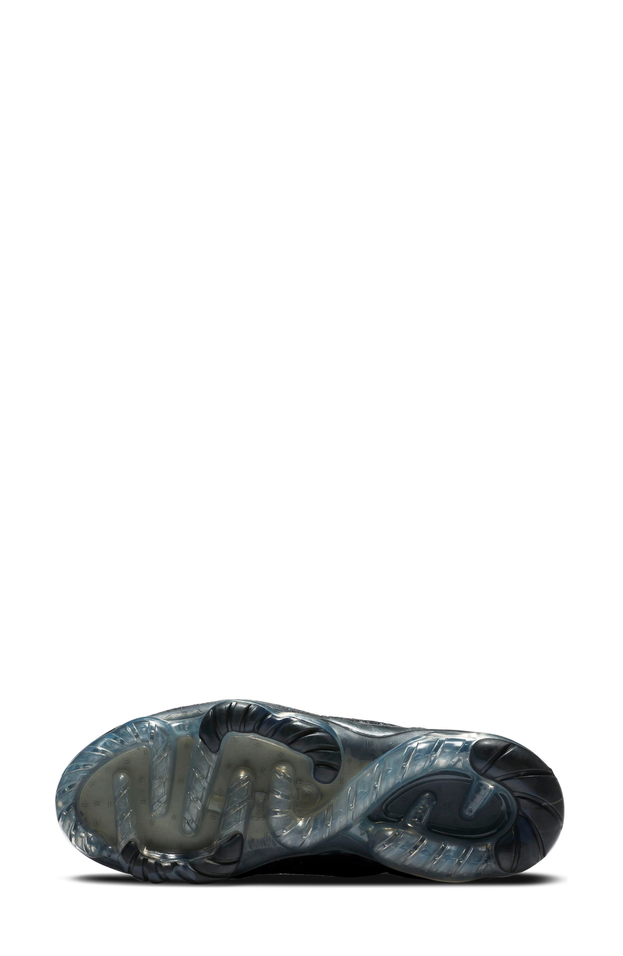 Nike Air VaporMax 2020 Flyknit Sneaker, Alternate, color, 