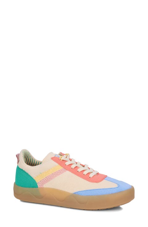 Stella Sneaker (Women)