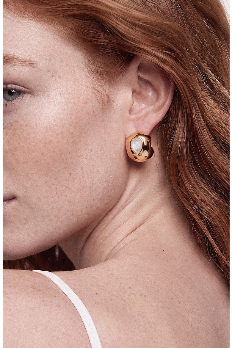 Glowing Gem Huggie Hoop Earrings, Alternate, color, GOLD