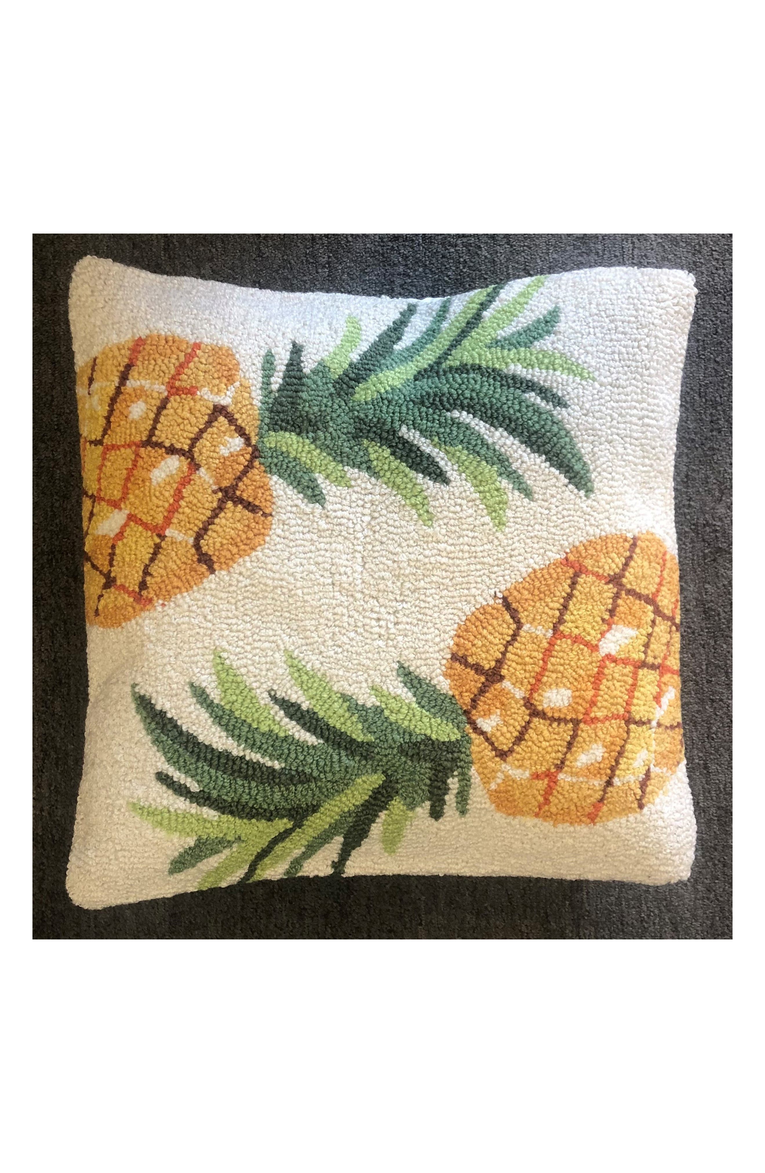 R16 HOME Pineapple Toss Accent Pillow