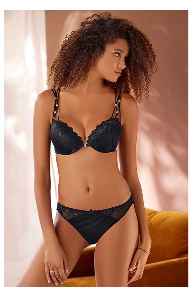 LASCANA Women's Strappy Push Up Bra, Alternate, color, Black