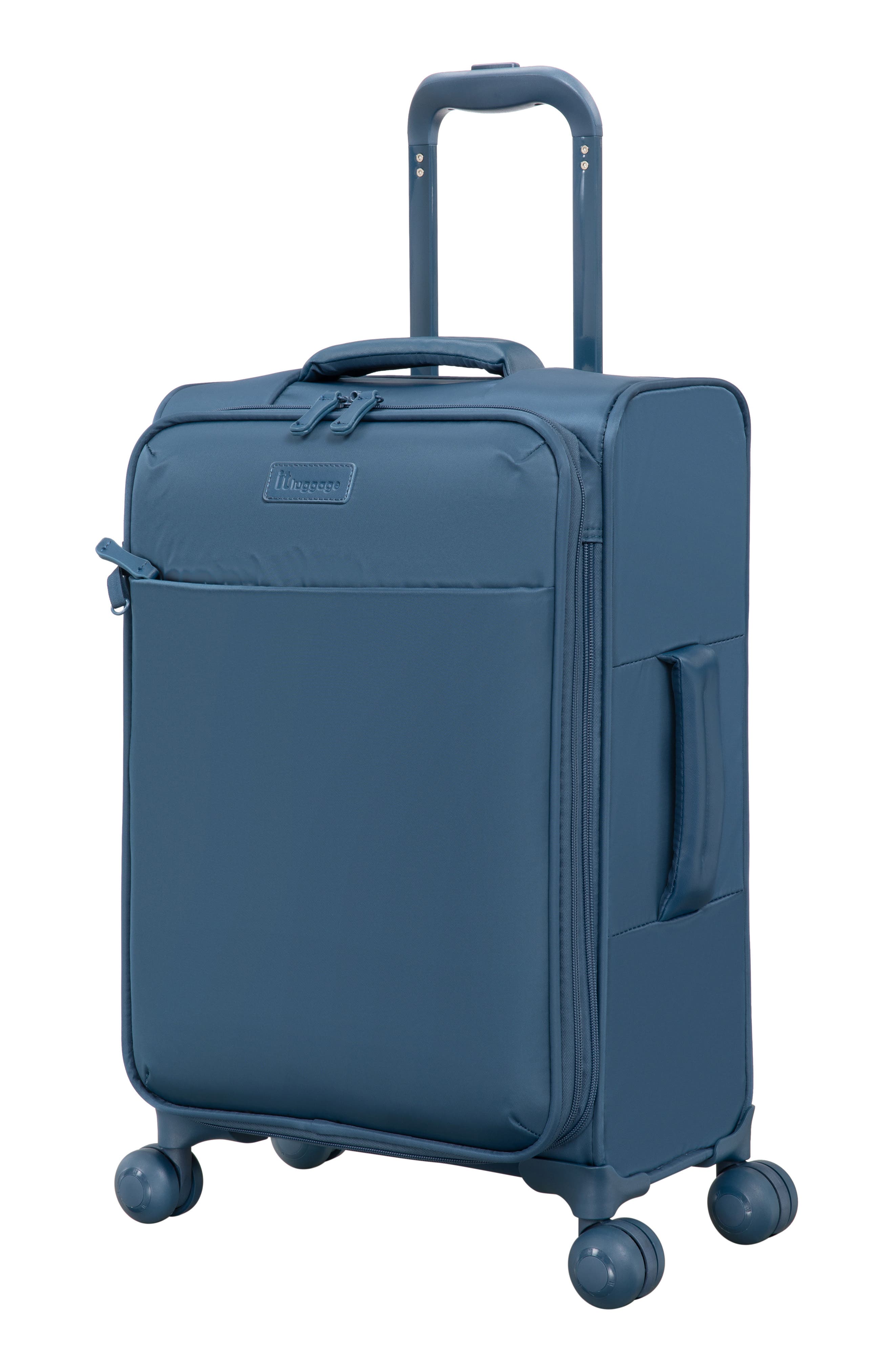 IT LUGGAGE Lustrous 22-Inch Softside Carry-On Luggage
