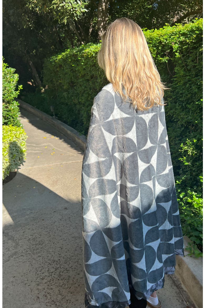 Half Moon Print Throw Blanket, Alternate, color, CHARCOAL