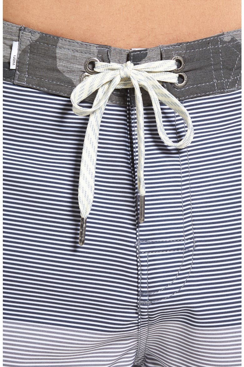 Cruise Hybrid Board Shorts, Alternate, color, WAVE STRIPE