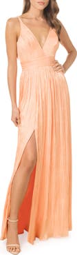 Dress the Population Danae Crinkle A-Line Gown