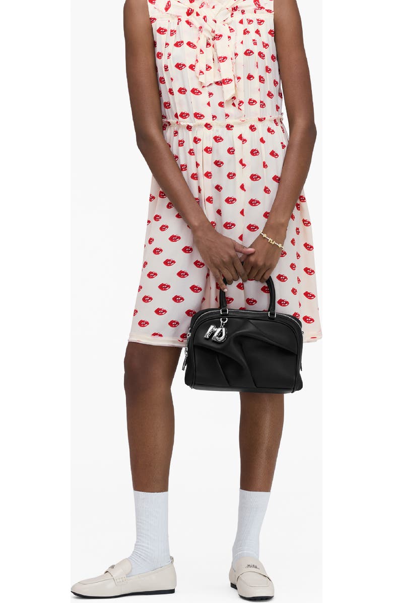 Marc Jacobs The Small Wave Leather Satchel, Alternate, color, Black