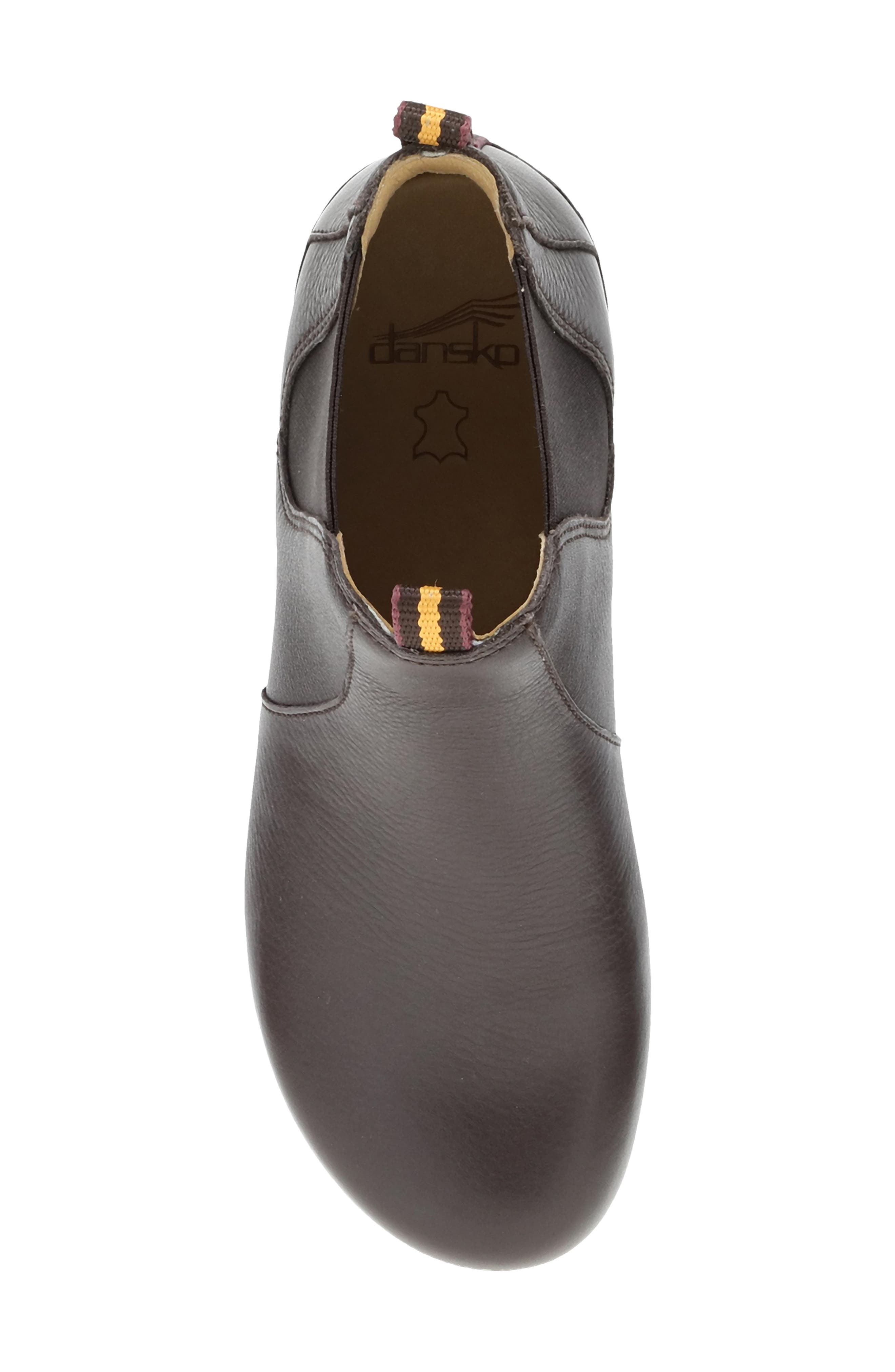 Becka Chelsea Boot, Alternate, color, CHOCOLATE