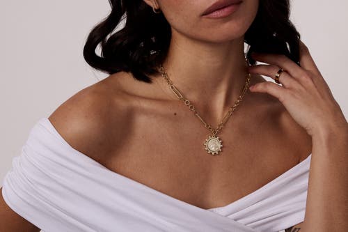 Electric Picks Sparta Vintage Coin Pearl Necklace
