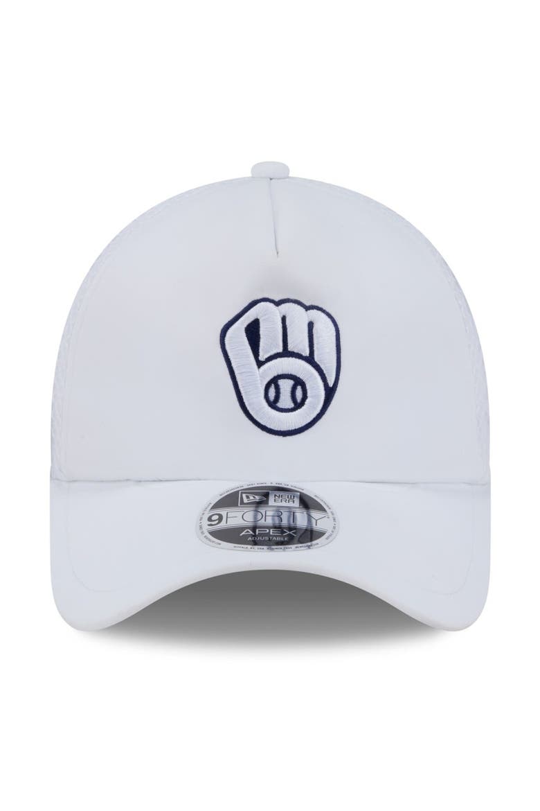 Men's New Era White Milwaukee Brewers 2026 Batting Practice Apex 9FORTY Adjustable Trucker Hat, Alternate, color, White