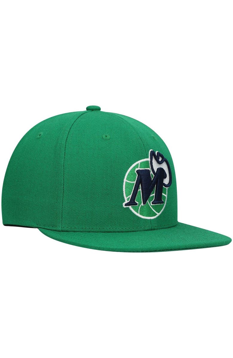 Mitchell & Ness Men's Mitchell & Ness Green Dallas Mavericks Hardwood Classics Team Ground 2.0 Snapback Hat, Alternate, color, Green