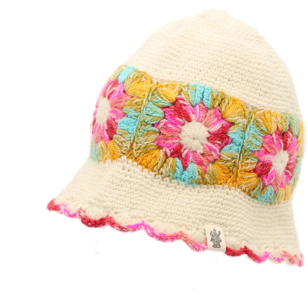 Nirvana Designs Mushroom Hat In White