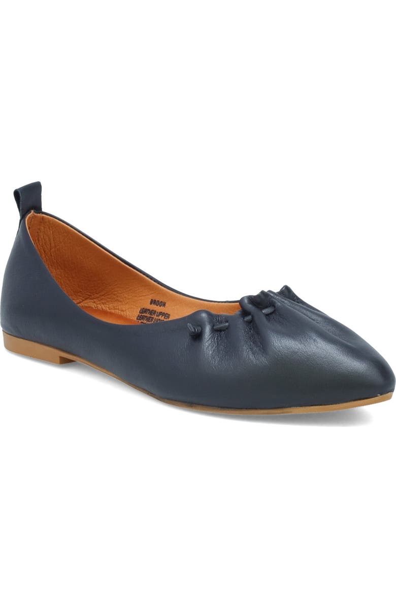 Miz Mooz Brook Flat, Main, color,