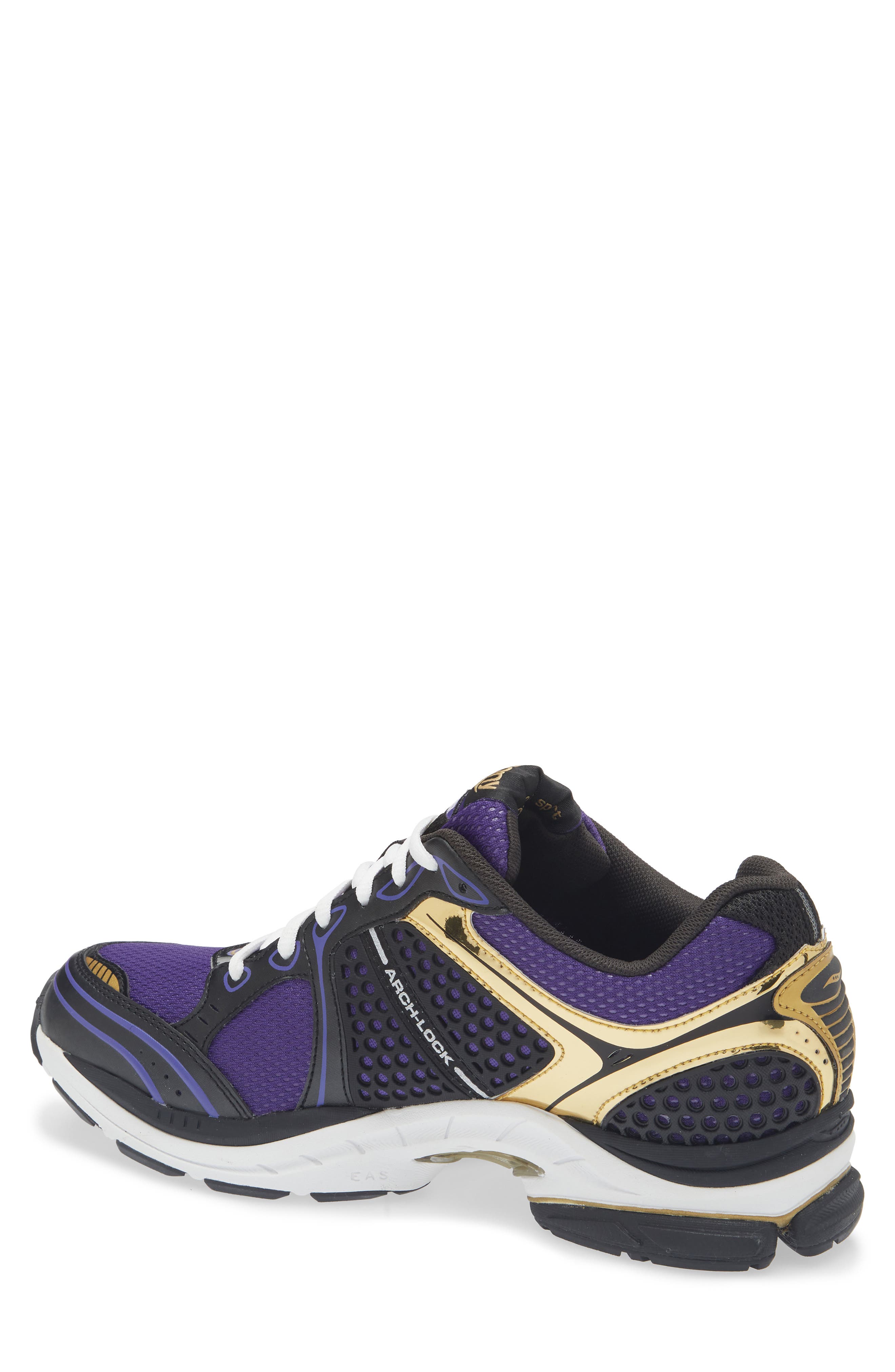 ProGrid Triumph 4 Sneaker - image 4