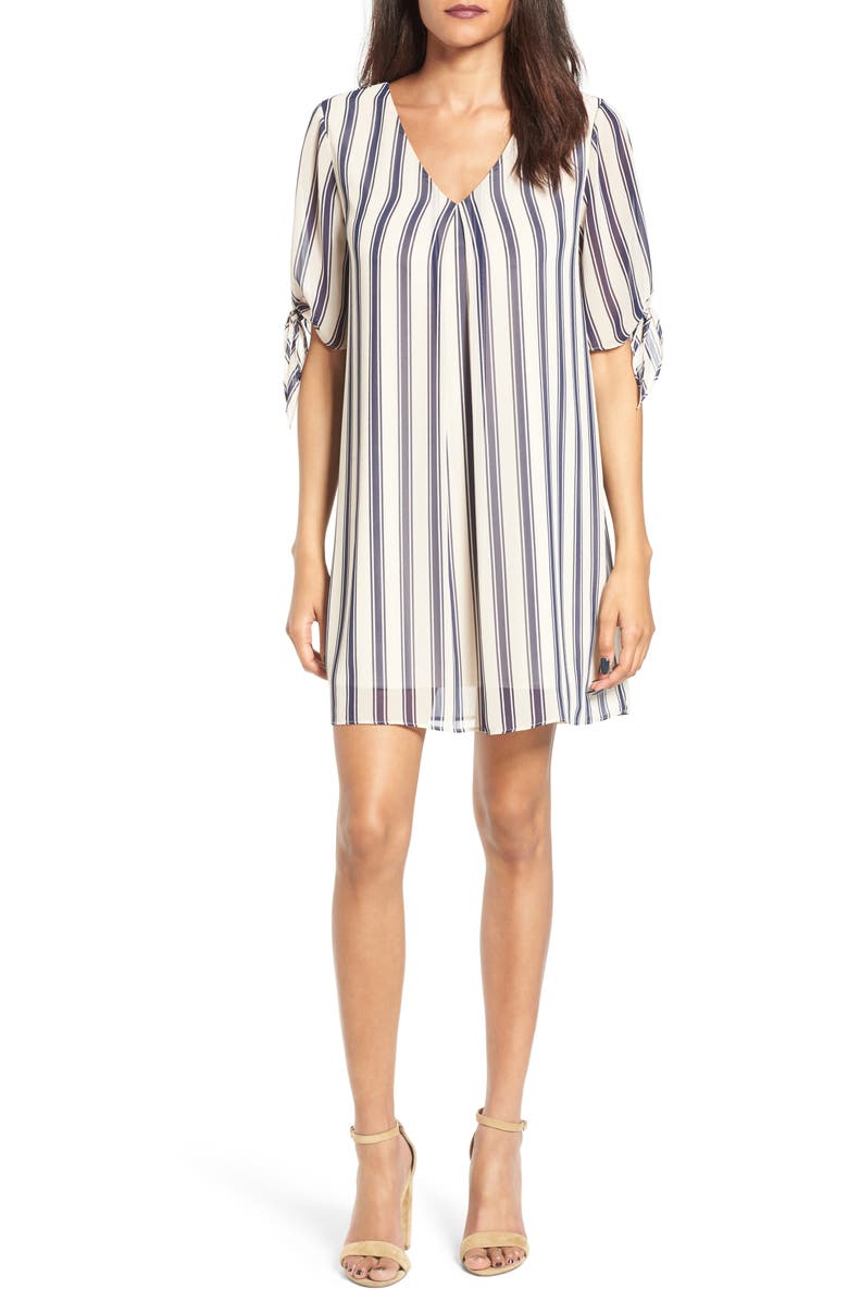 Soprano Jules Split Sleeve Shift Dress, Main, color,