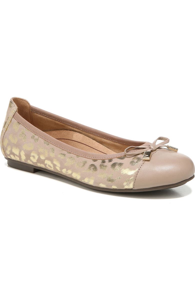 Vionic Minna Cap Toe Flat, Main, color,