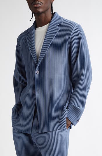 HOMME PLISSÉ ISSEY MIYAKE PLEATS TIE Homme Plisse Issey Miyake Pleats Tie in Navy | FWRD