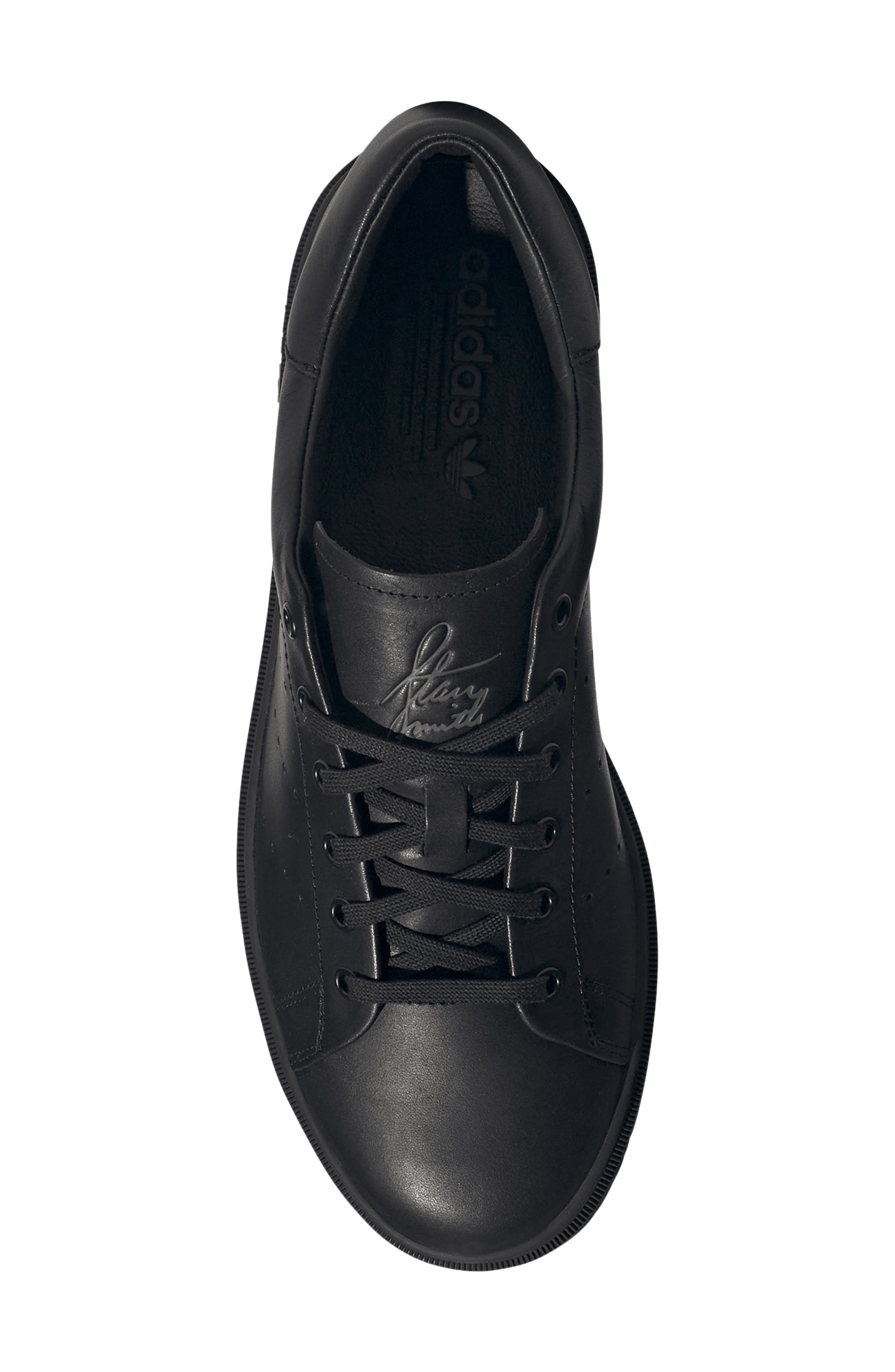 Gender Inclusive Stan Smith Freizeit Sneaker, Alternate, color, CORE BLACK/ CORE BLACK/ BLACK