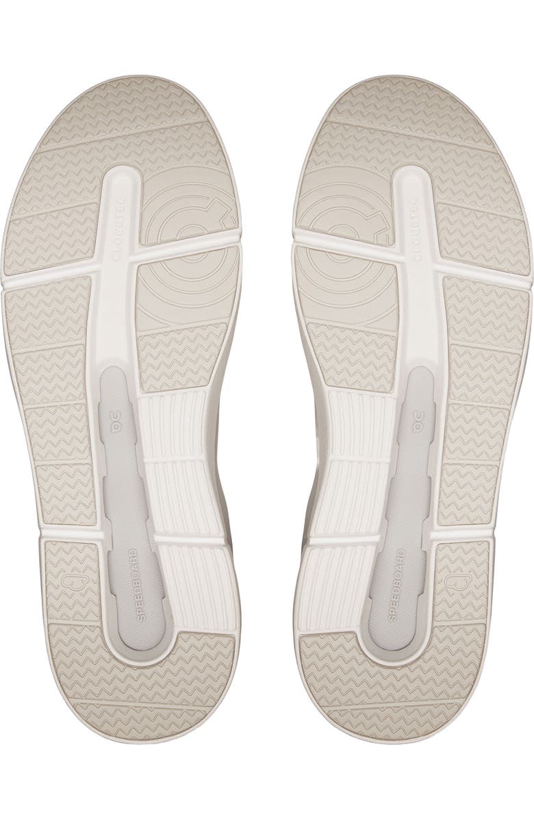 On THE ROGER Advantage Tennis Sneaker, Alternate, color, Wolf/ Glacier