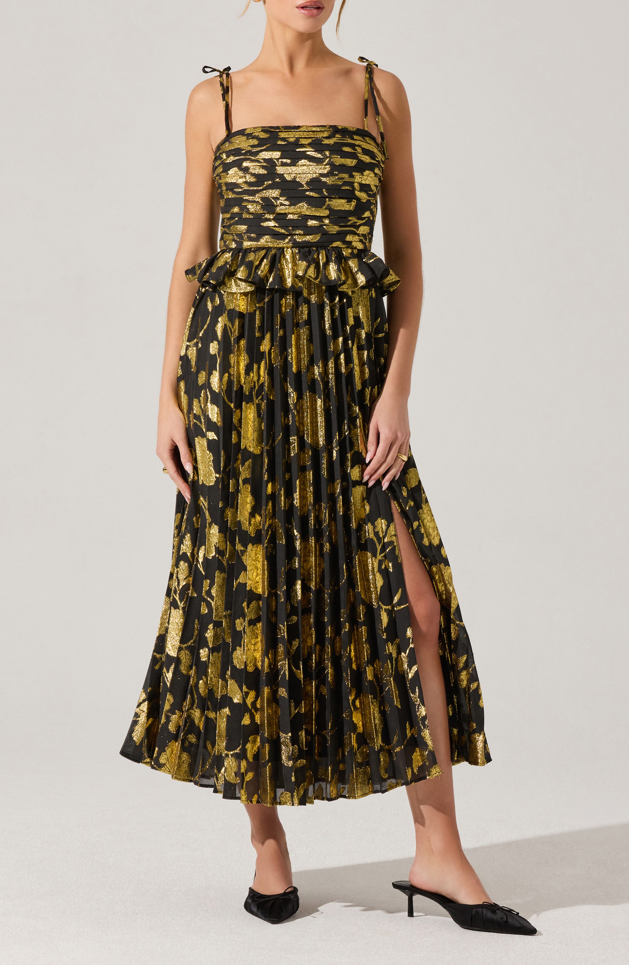 ASTR the Label Emerys Metallic Floral Pleated Midi Dress