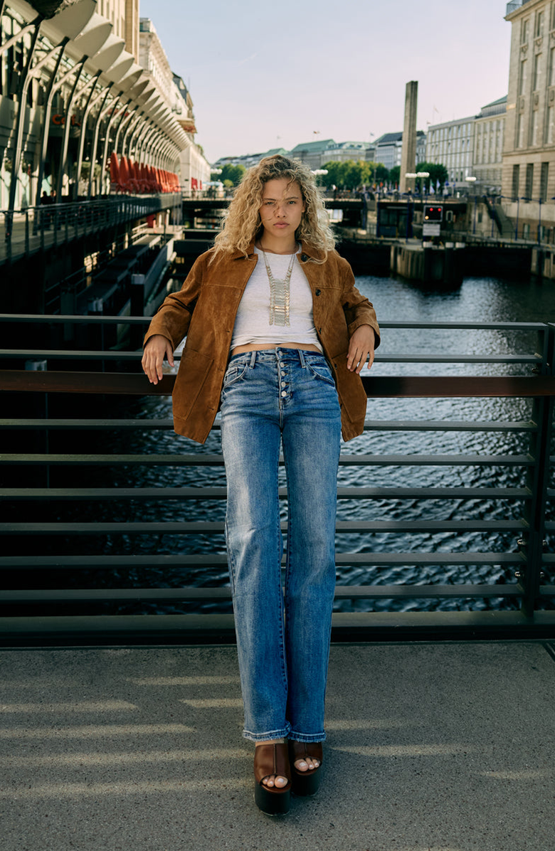 KanCan Darlene Essentials High Rise Comfort 90s Flare Jeans, Alternate, color, 