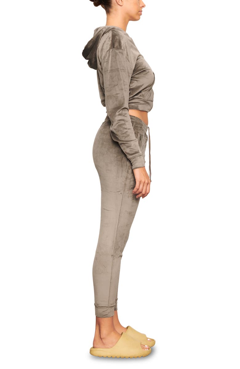 SKIMS Velour High Waist Joggers, Alternate, color,