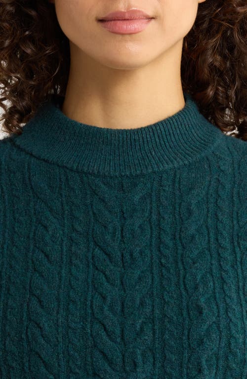 Mpg Cable Knit Crop Sweater In Green