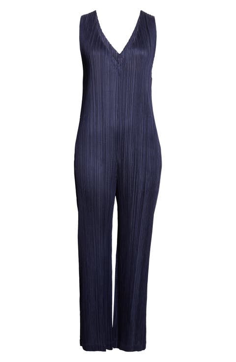 Pleated Sleeveless Jumpsuit