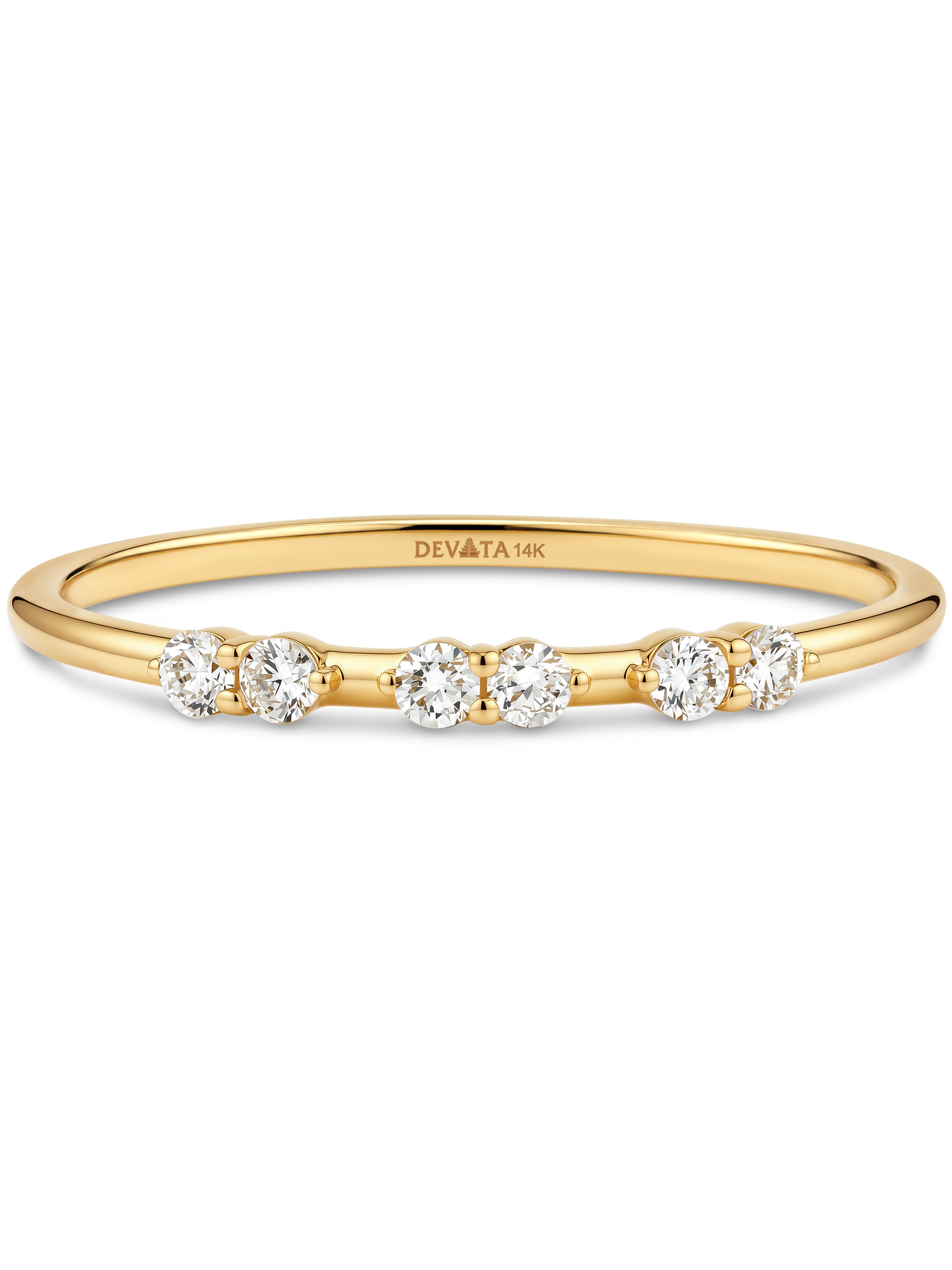 selected Yellow Gold