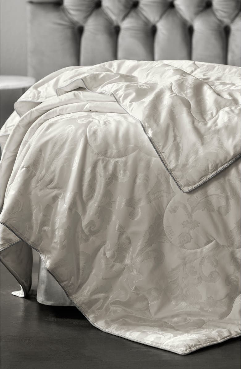 Togas Infinity Mulberry silk comforter, Alternate, color, 