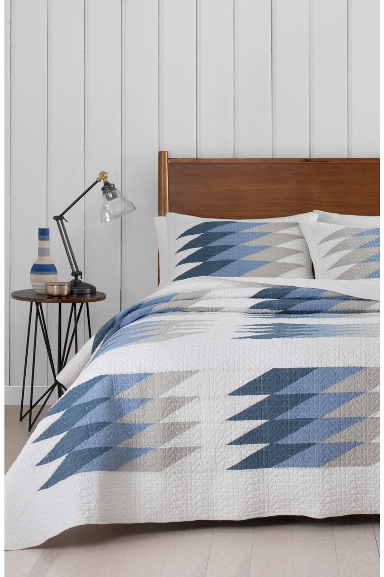 Reflection Lakes Quilt & Sham Set, Main, color, IVORY