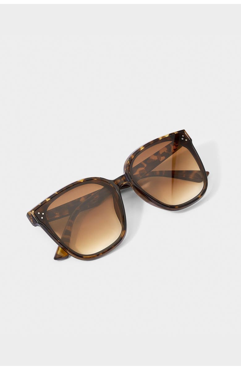 Katie Loxton Savannah Sunglasses in Brown Tortoiseshell, Main, color, Brown Tortoishell