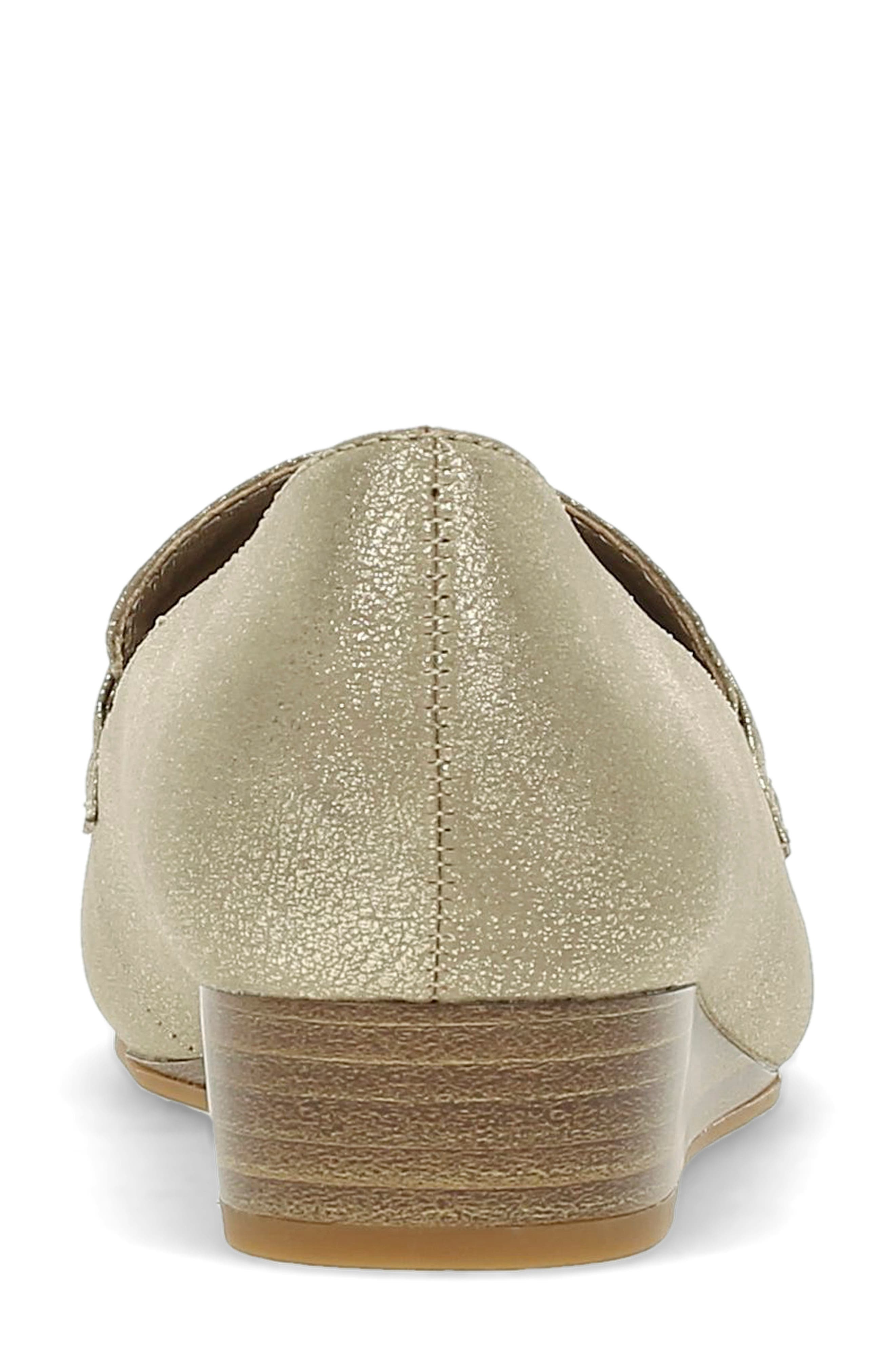 BARETRAPS Caddie Bit Loafer, Alternate, color, Lt Champagne