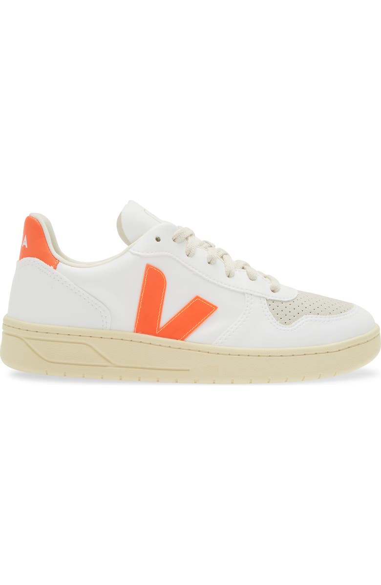 Veja V-10 Sneaker, Alternate, color,