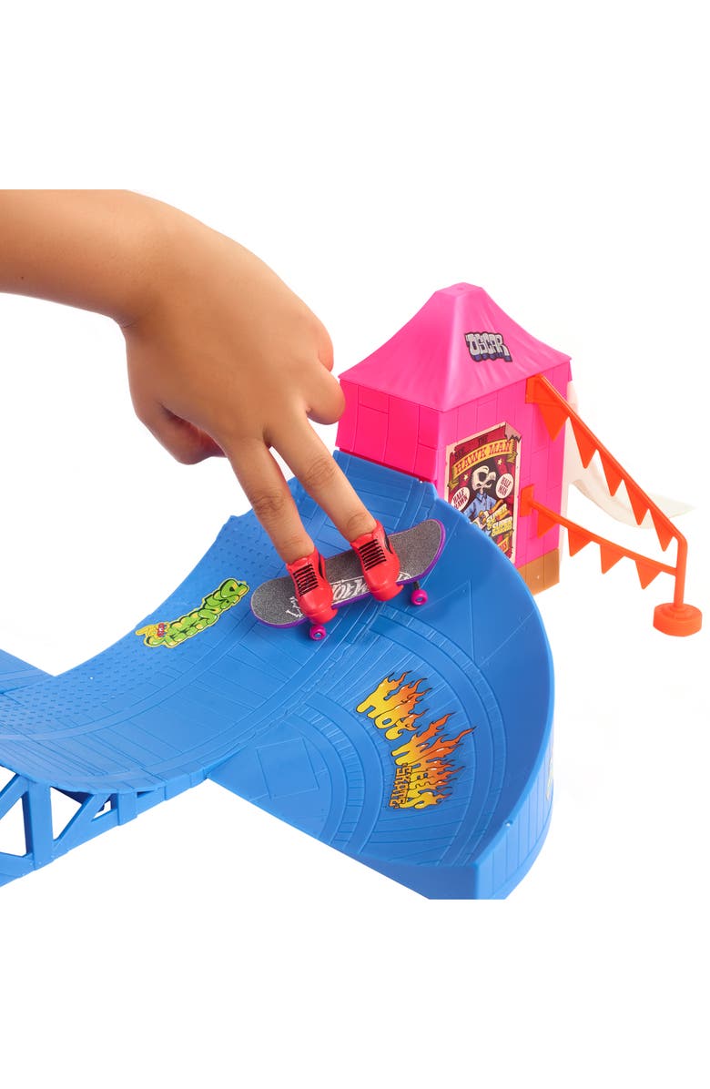 Hot Wheels <sup>®</sup> x Skate Amusement Park Playset, Alternate, color,