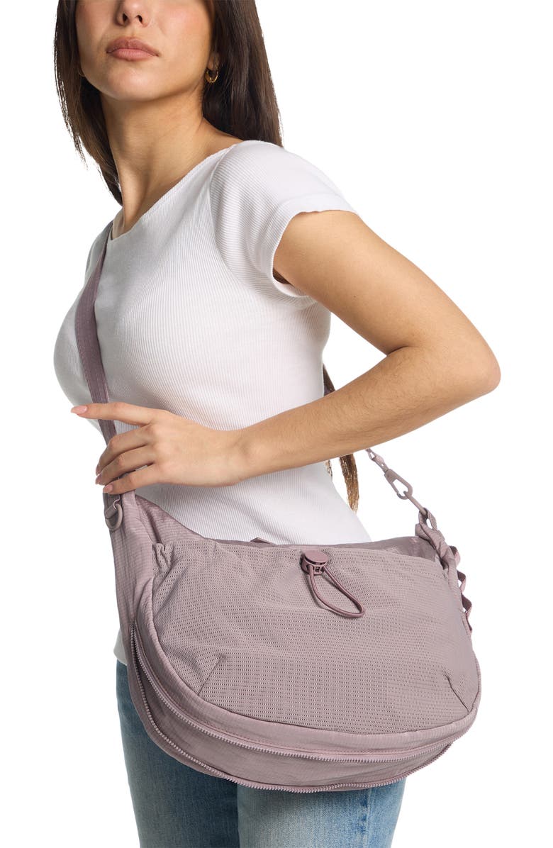 Hunter Stride Crossobdy Bag, Alternate, color, Light Purple