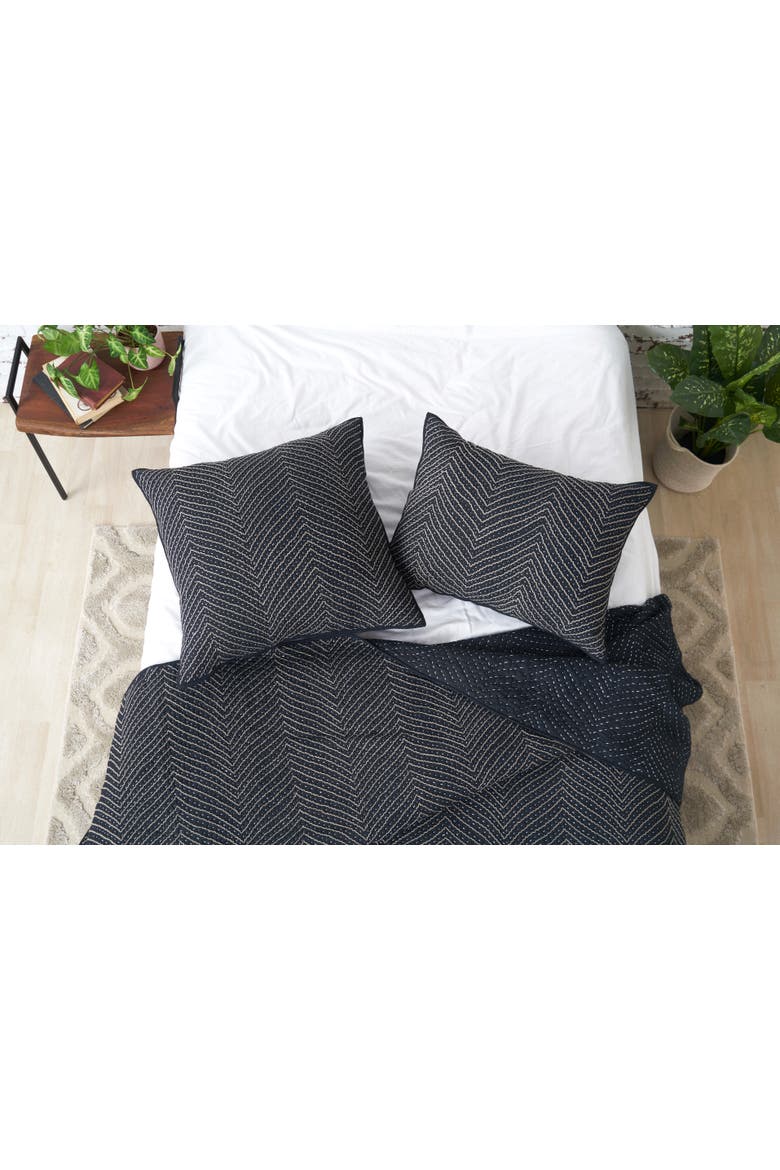 Jackson Onyx Bedding Quilt Collection, Alternate, color, Black