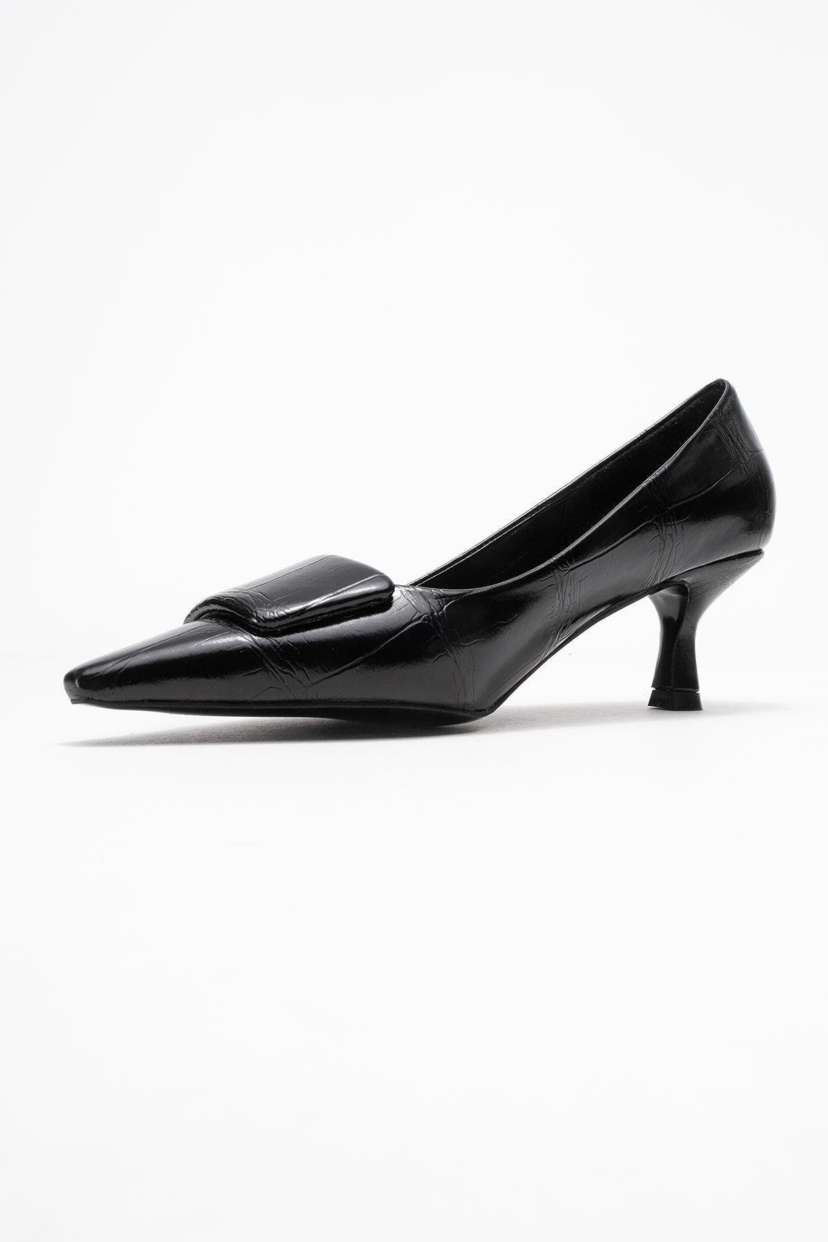 Prologue Shoes Marcia Buckle Pointed Toe Pump, Alternate, color, Black Printed