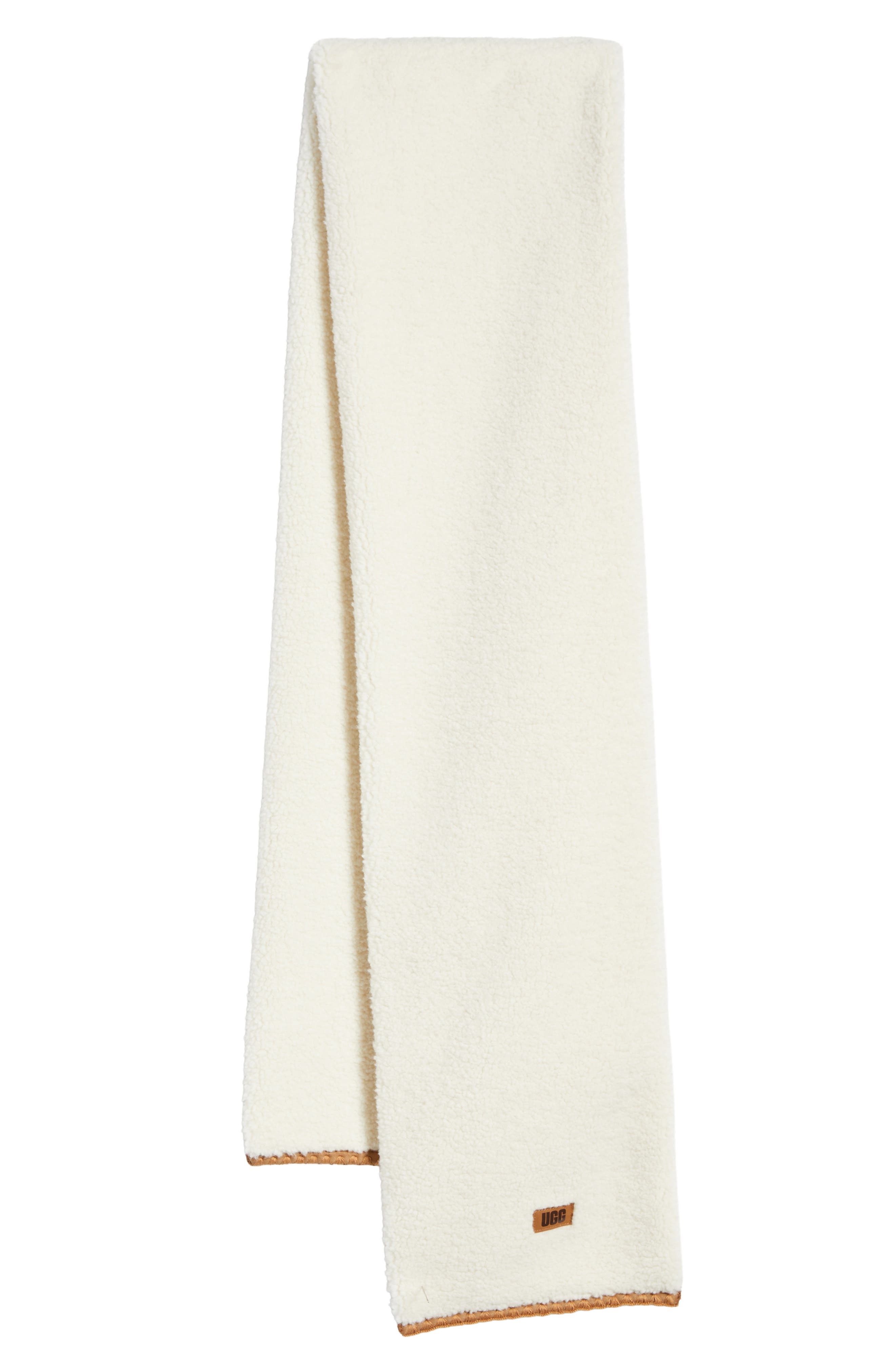 UGG® UGGfluff Scalloped Scarf (Women) | Nordstrom
