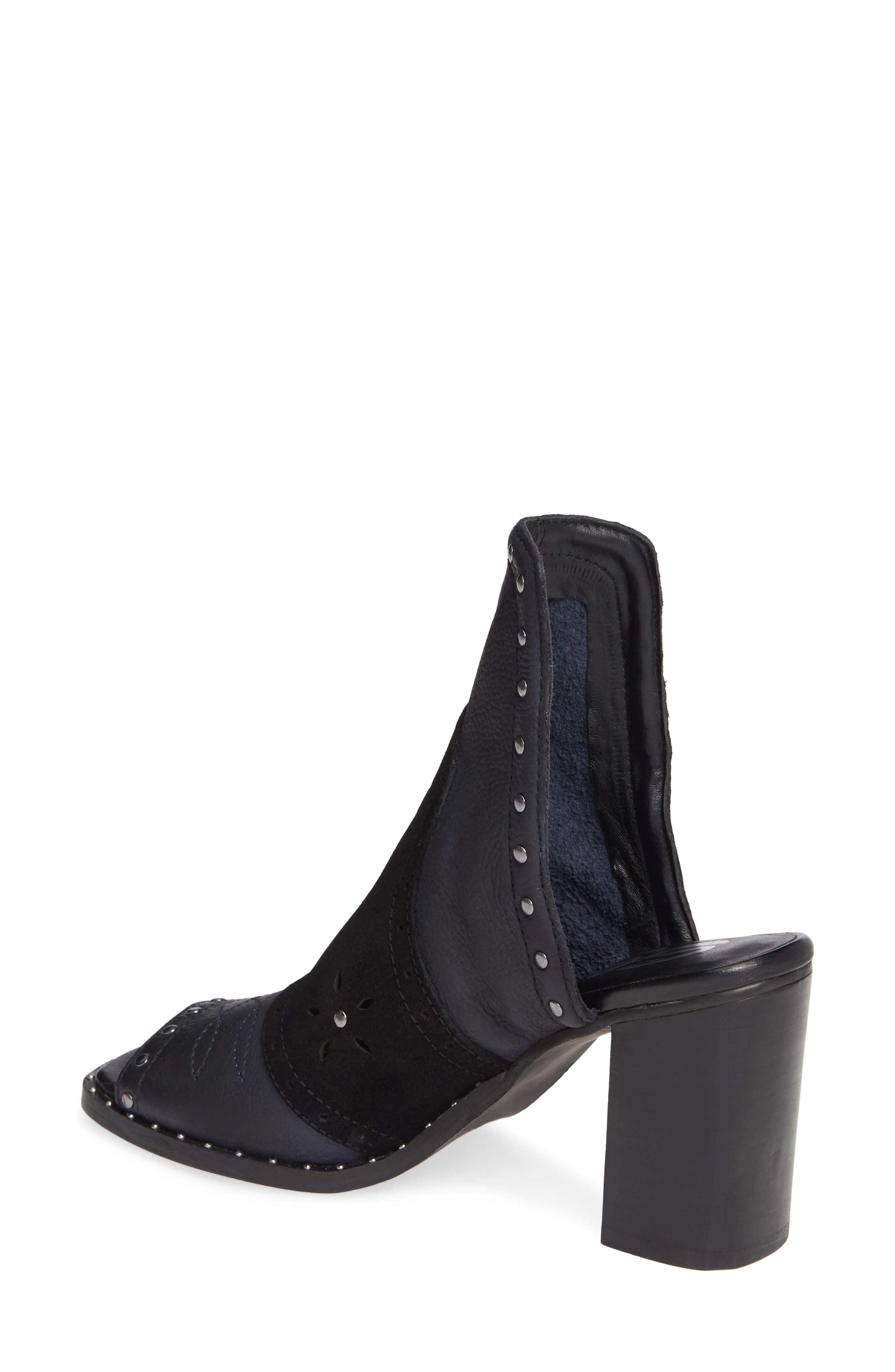 Sbicca Adalee Sandal, Alternate, color, 