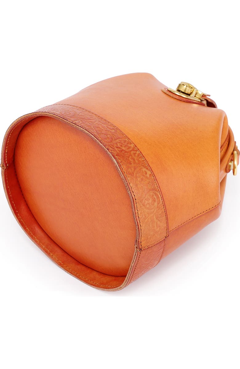OLD TREND Doctor Bucket Leather Crossbody Bag, Alternate, color, Caramel