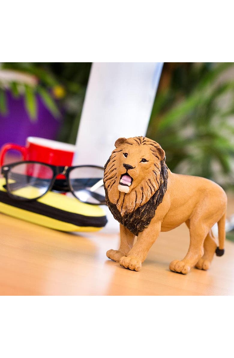 Safari Ltd. Lion Toy, Alternate, color, NO COLOR