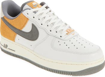 Orange Yellow Tick Nike Air Force Nike Air Force '07 LV8 Sneaker