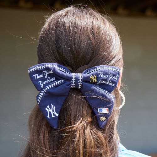 Lele Sadoughi Mlb Ny Yankees Bow Barrette In Blue