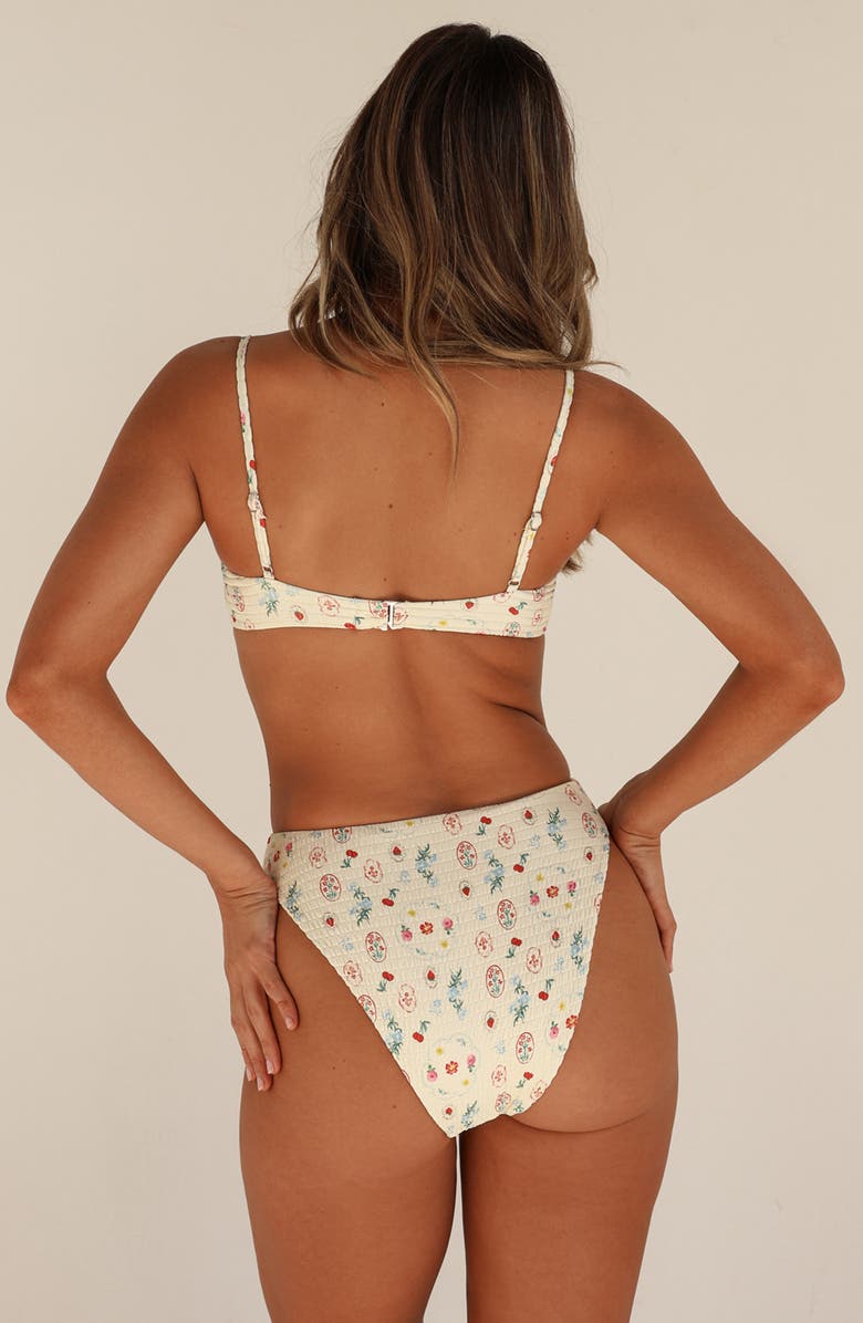 Dippin Daisys Chica Underwire Bikini Top, Alternate, color, Printemps