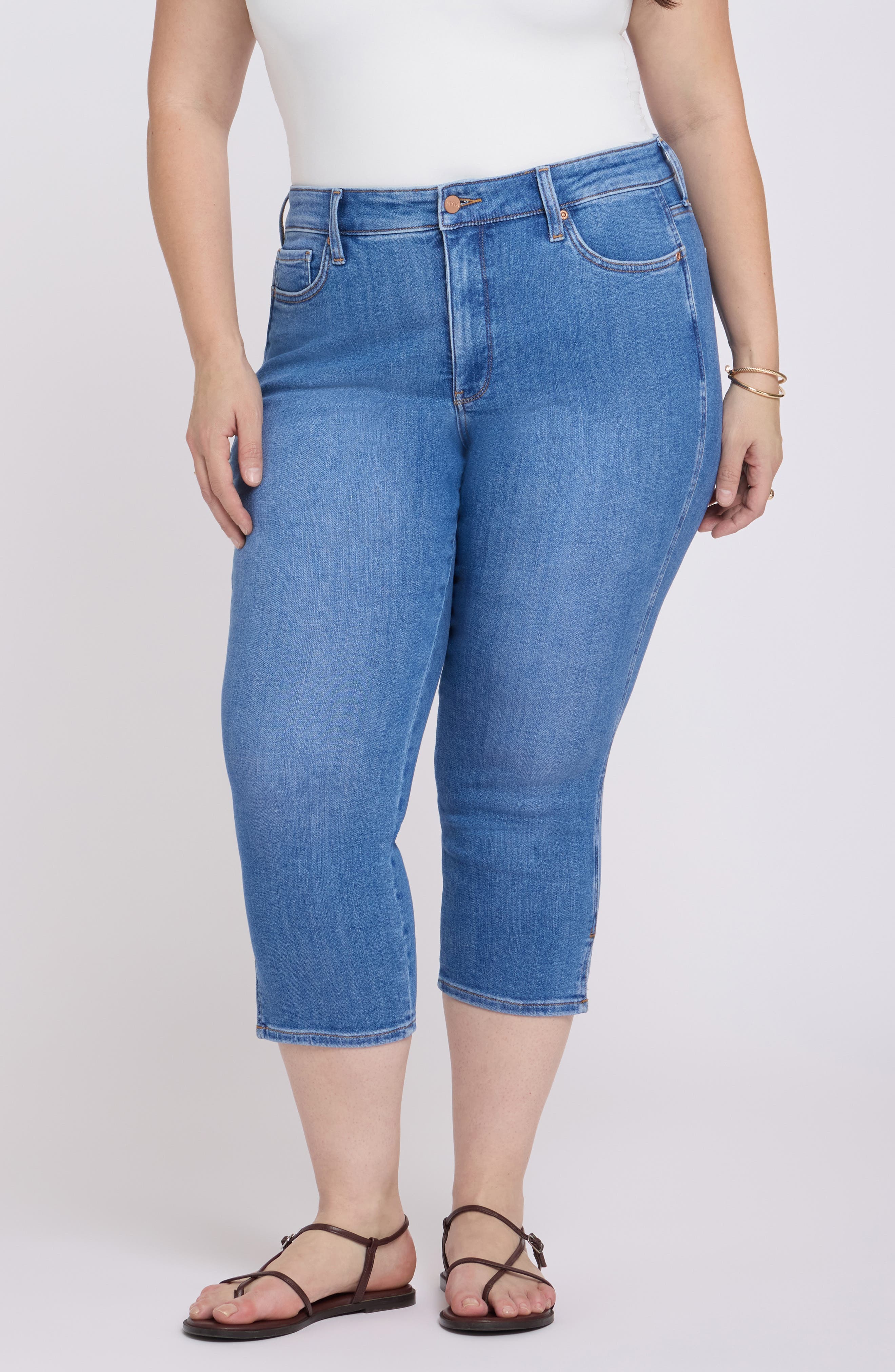 Chloe Side Slit Capri Jeans