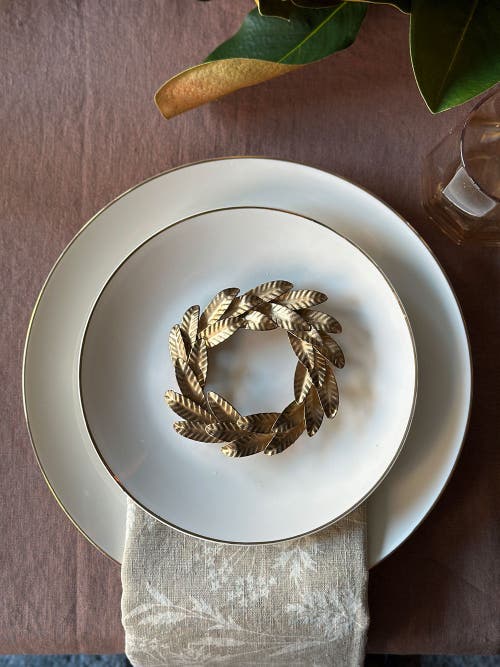 Cg Hunter 7.5" Iron Wreath Ornament, Brass In Gold