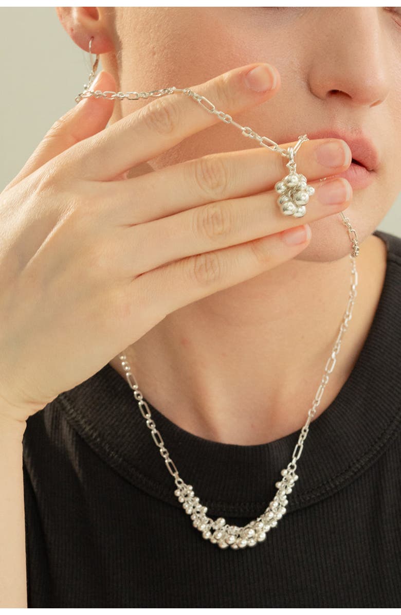 Bearfruit Jewelry Sterling Silver Isabelle Cluster Pendant Chain Necklace, Alternate, color, Silver